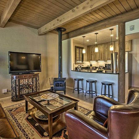 Adobe-Style Abode With Amenities - Walk To Plaza! Apartment Santa Fe Bagian luar foto