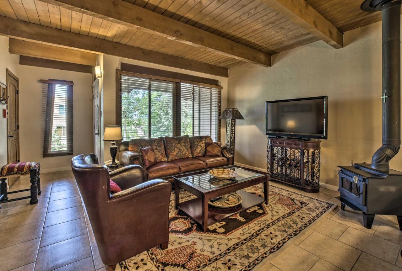 Adobe-Style Abode With Amenities - Walk To Plaza! Apartment Santa Fe Bagian luar foto