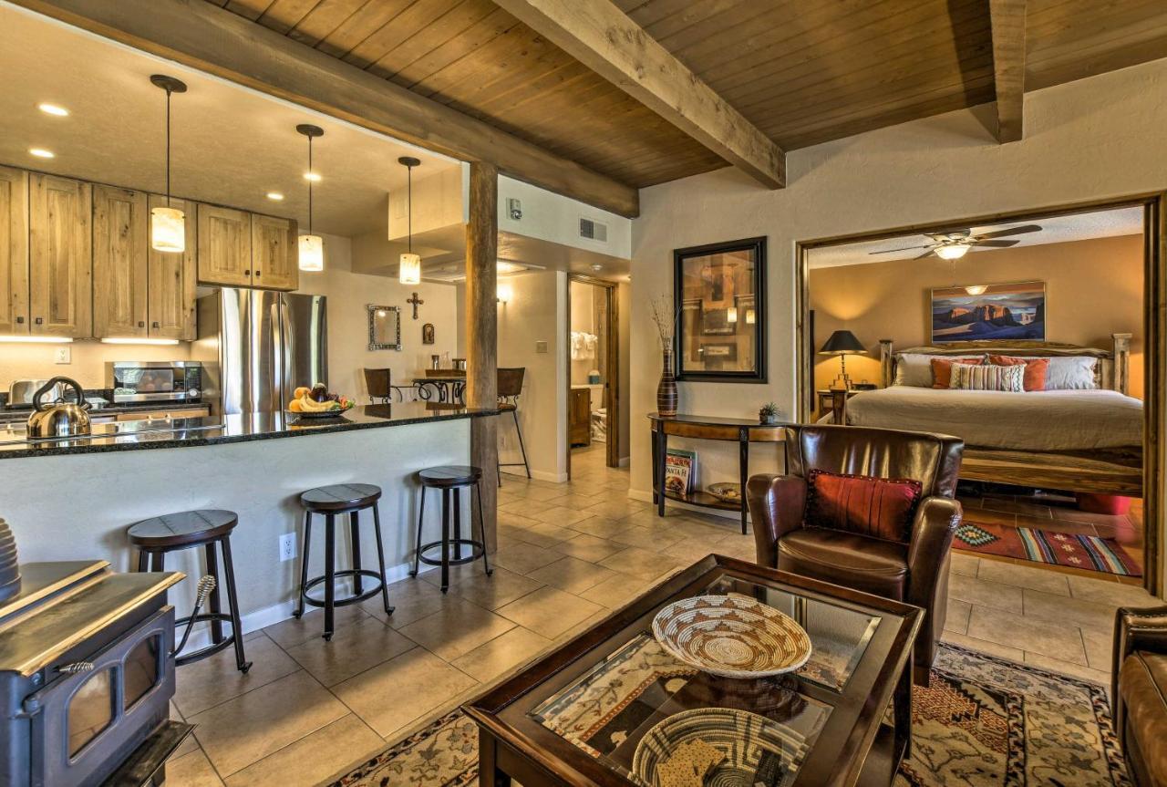 Adobe-Style Abode With Amenities - Walk To Plaza! Apartment Santa Fe Bagian luar foto