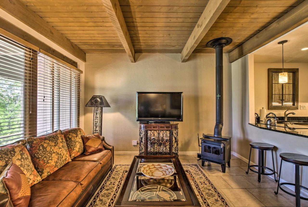 Adobe-Style Abode With Amenities - Walk To Plaza! Apartment Santa Fe Bagian luar foto