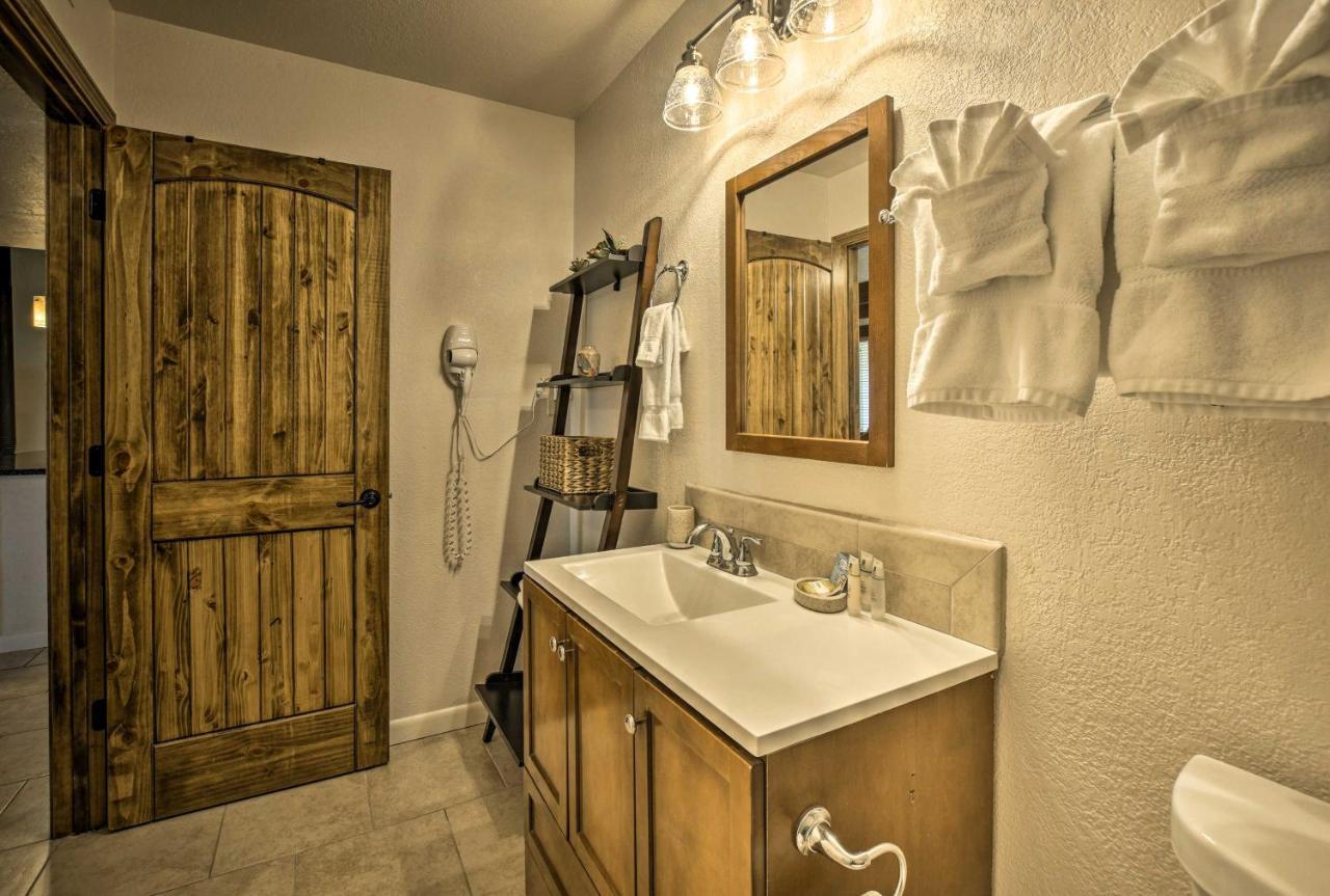 Adobe-Style Abode With Amenities - Walk To Plaza! Apartment Santa Fe Bagian luar foto